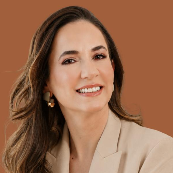 Márcia Cunha Shimizu